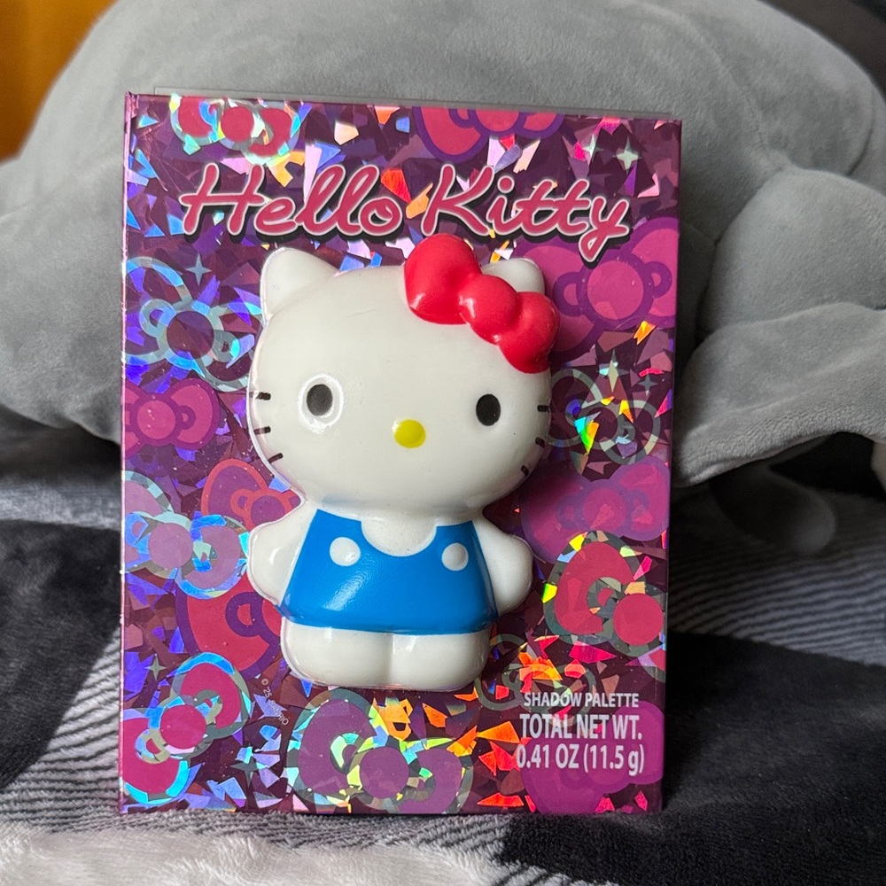 Sanrio Hello Kitty eyeshadow palette